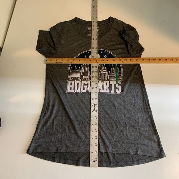 Harry Potter T Shirt Womens M Medium Gray Hogwarts Nightscape Short Sleeve Tee - Picture 6 of 9